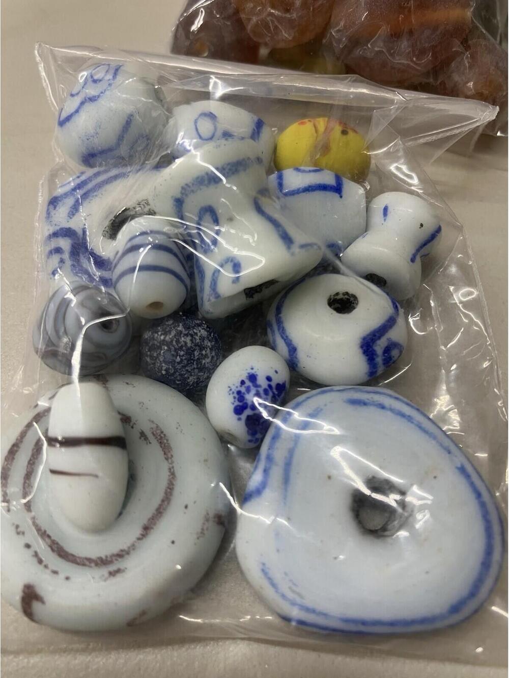 2.6 Pounds Of Glass beads For jewelry making mix variety supplies Glass/ceramic - Picture 5 of 14